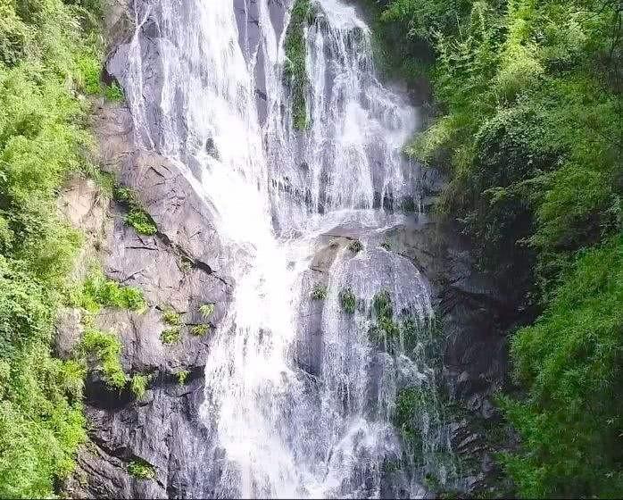 逃离幻想冰淇淋场